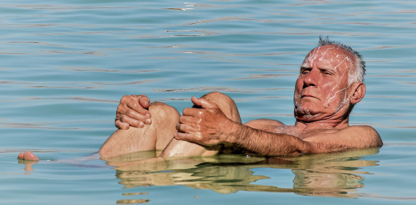 How to Stay Active During Your Senior Years - Swimming